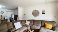 Lounges - 16 square meters of property in Birchleigh