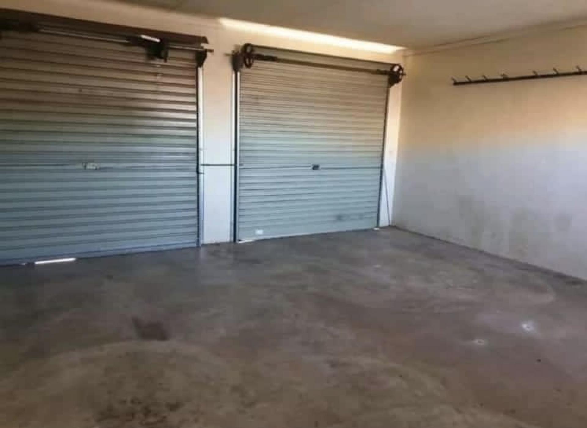 Garage of property in Reyno Ridge