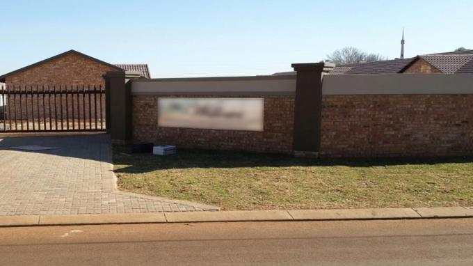 2 Bedroom Cluster for Sale For Sale in Riversdale - Home Sell - MR675548