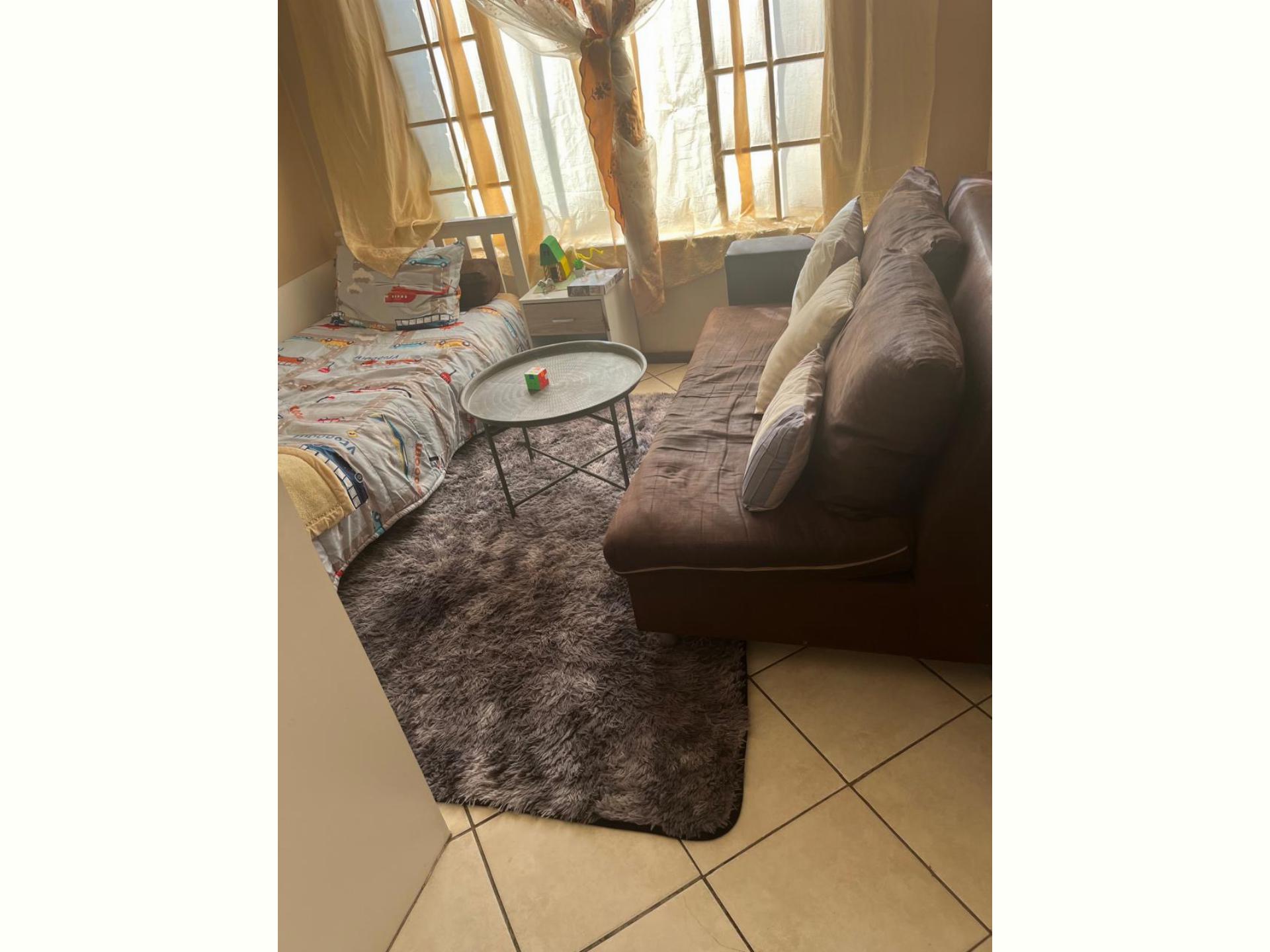  of property in Honeydew