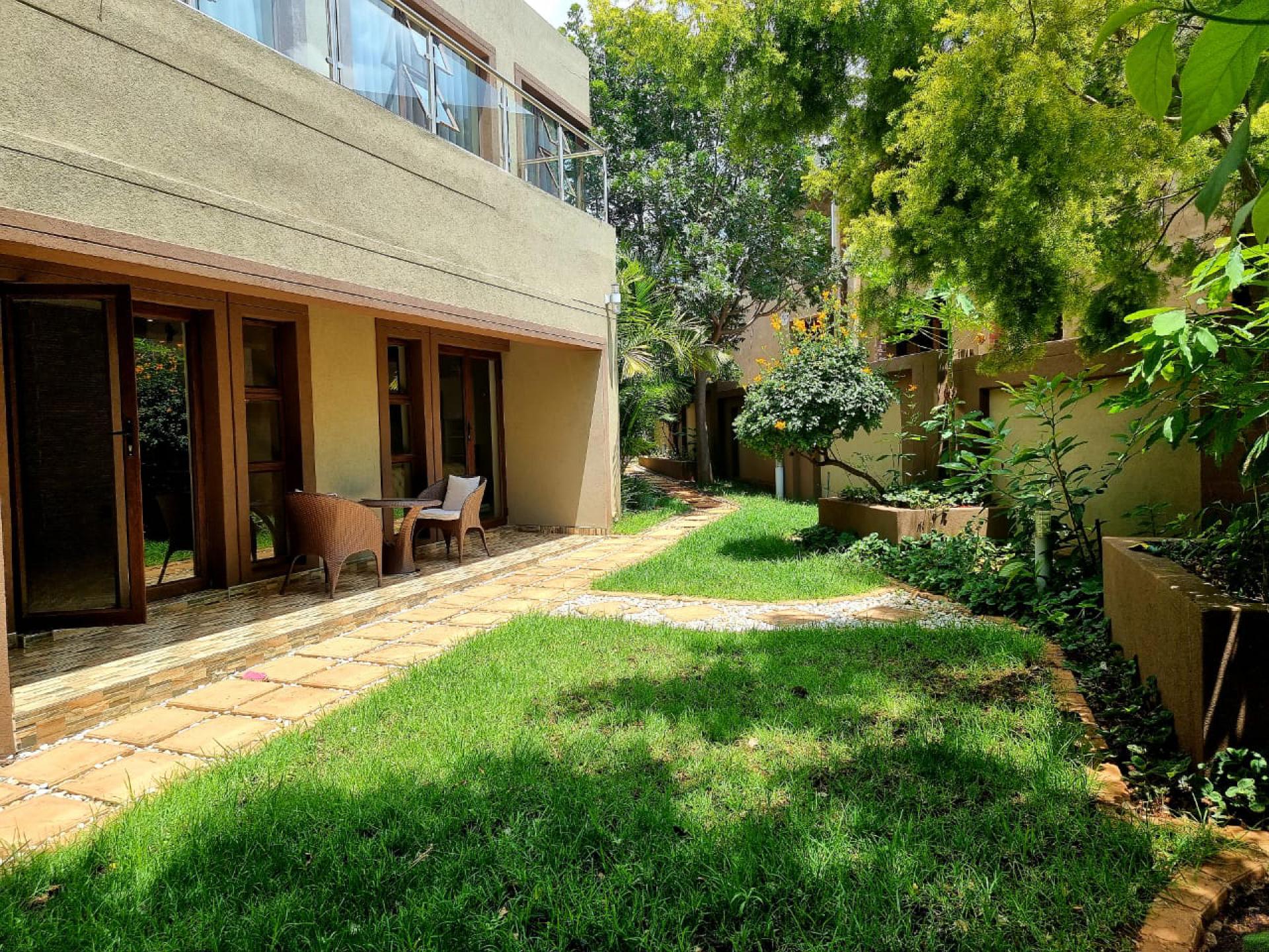  of property in Bendor