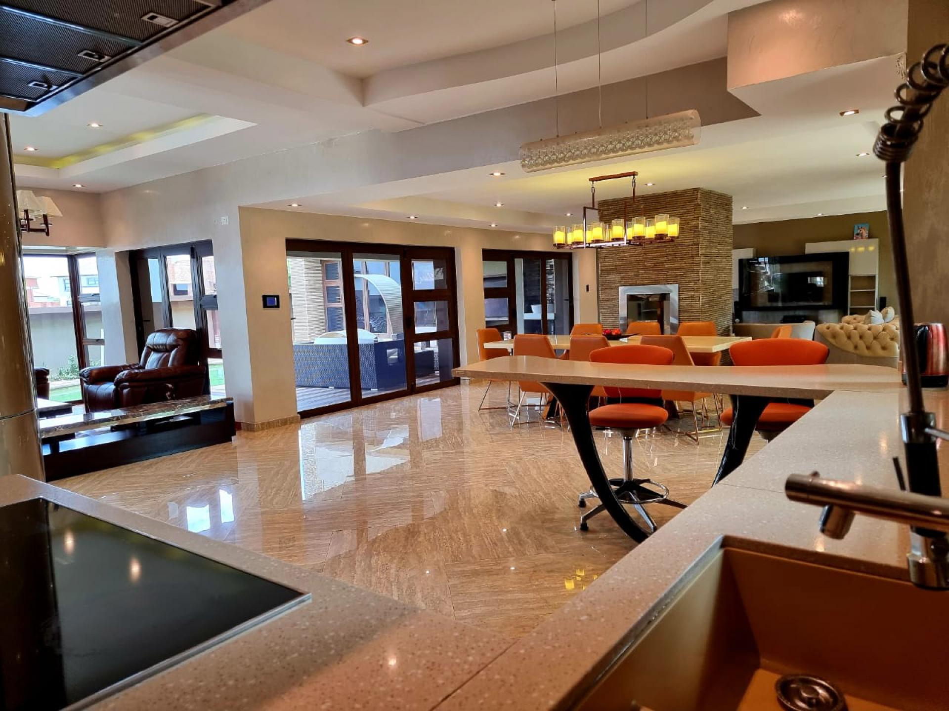  of property in Bendor