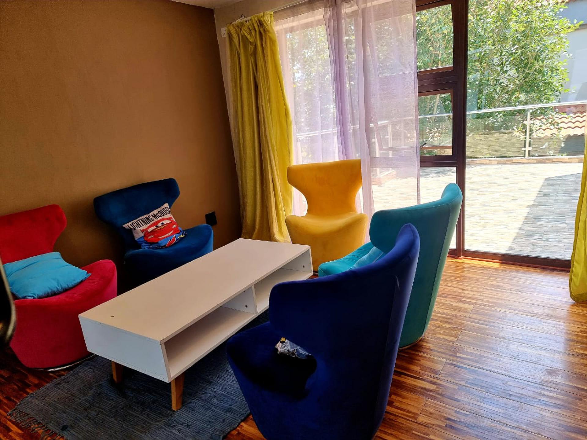  of property in Bendor