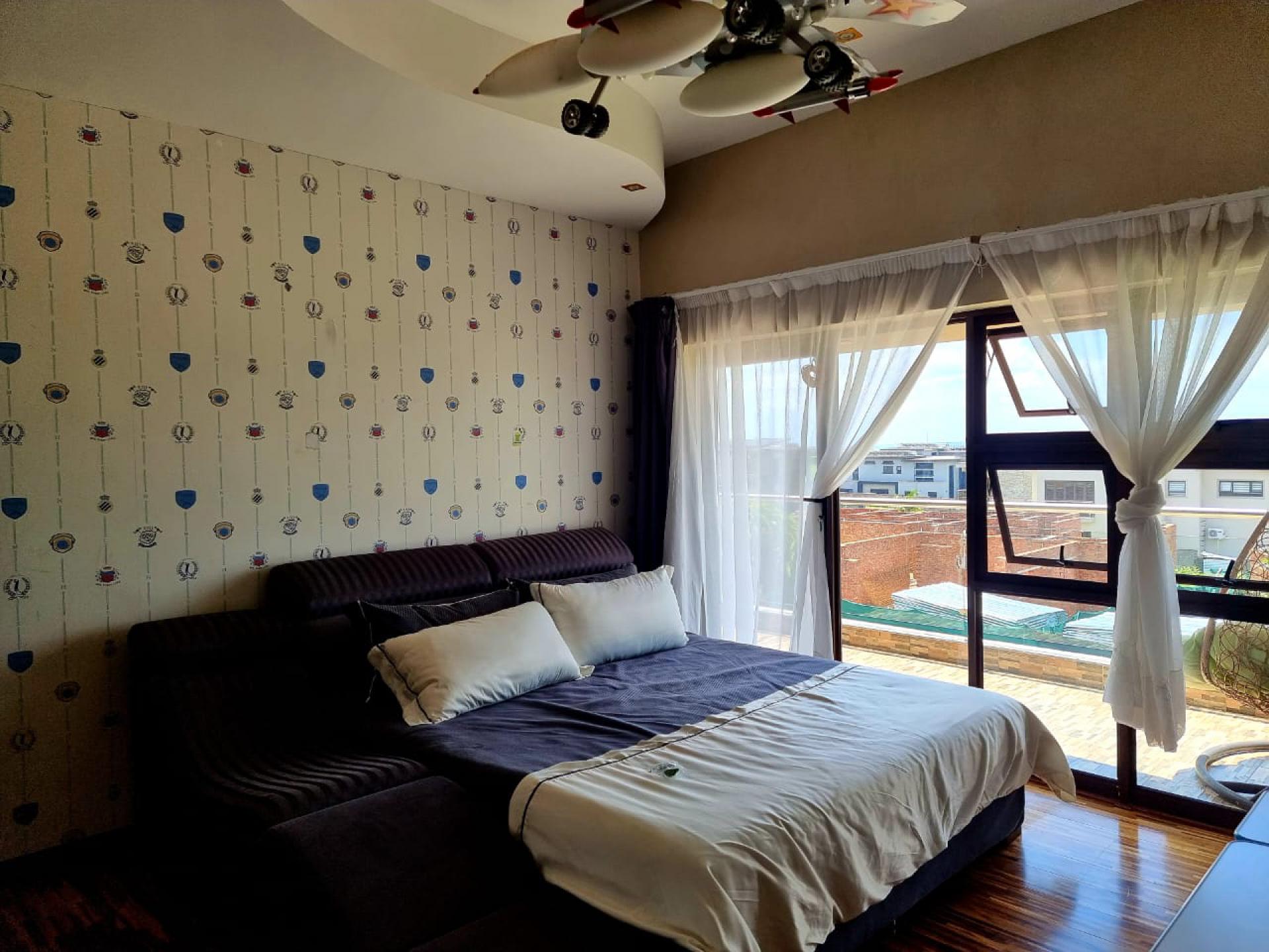  of property in Bendor