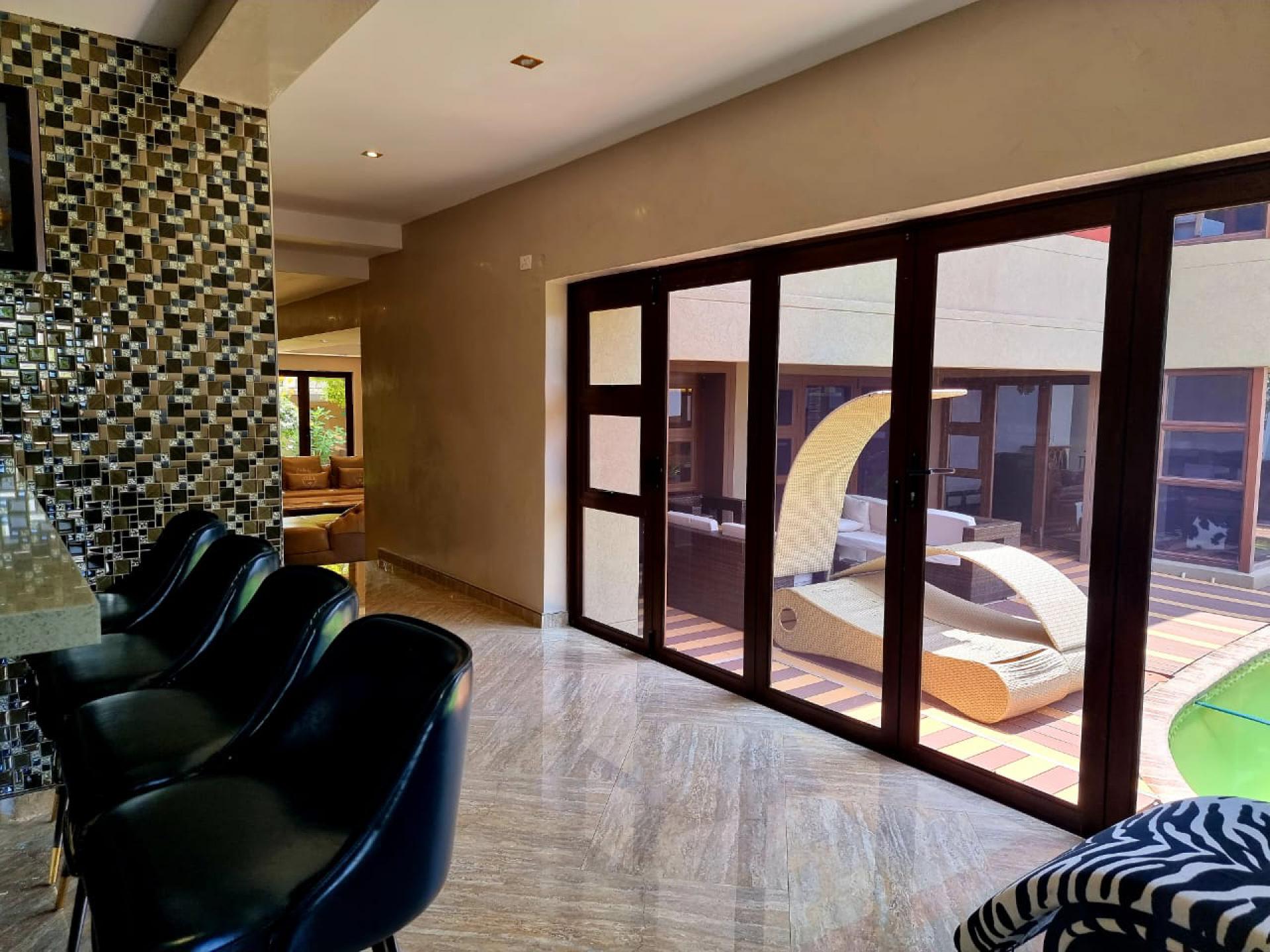  of property in Bendor