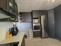  of property in Bendor