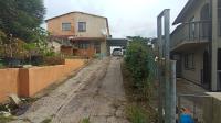 Front View of property in Crossmoor