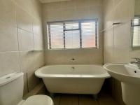  of property in Glenvista
