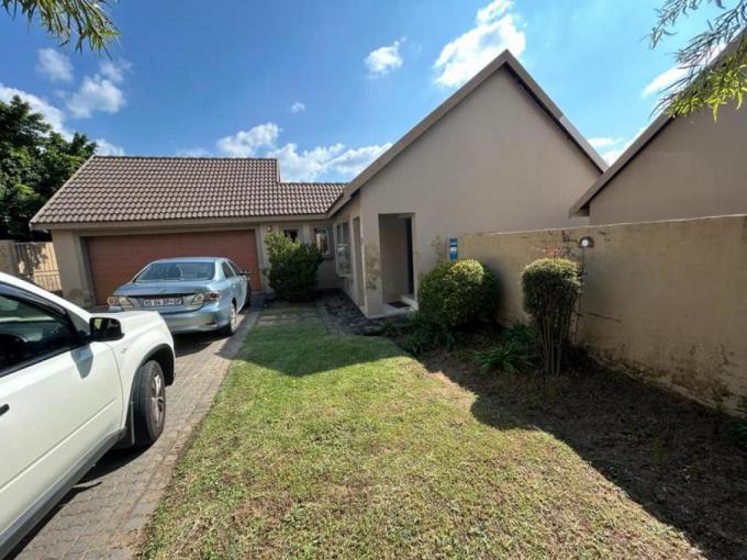 2 Bedroom Simplex to Rent in Brookelands Lifestyle Estate - Property to rent - MR675603