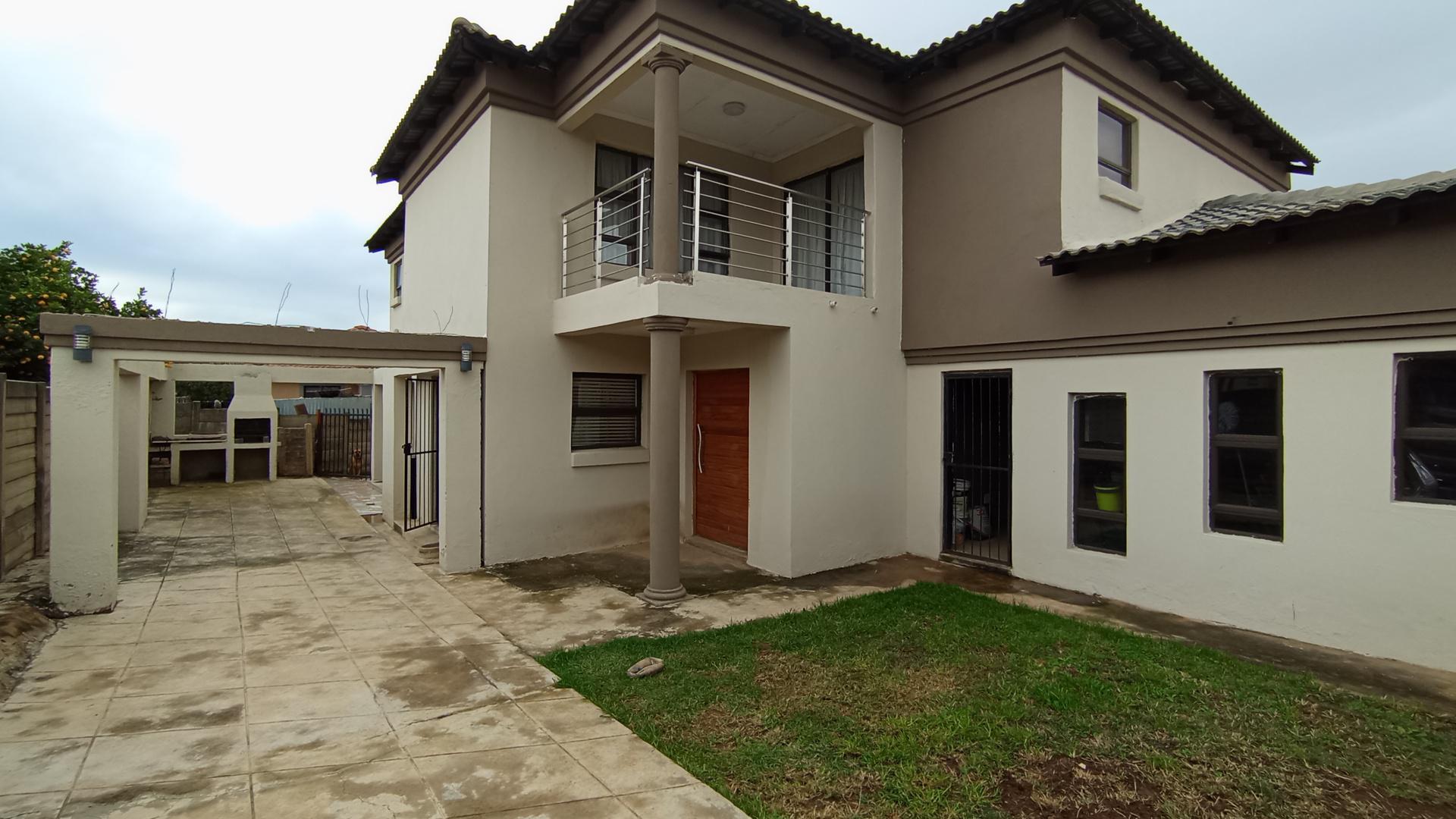 Front View of property in Olievenhoutbos