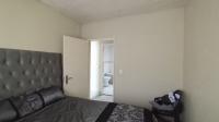 Bed Room 1 - 14 square meters of property in Olievenhoutbos