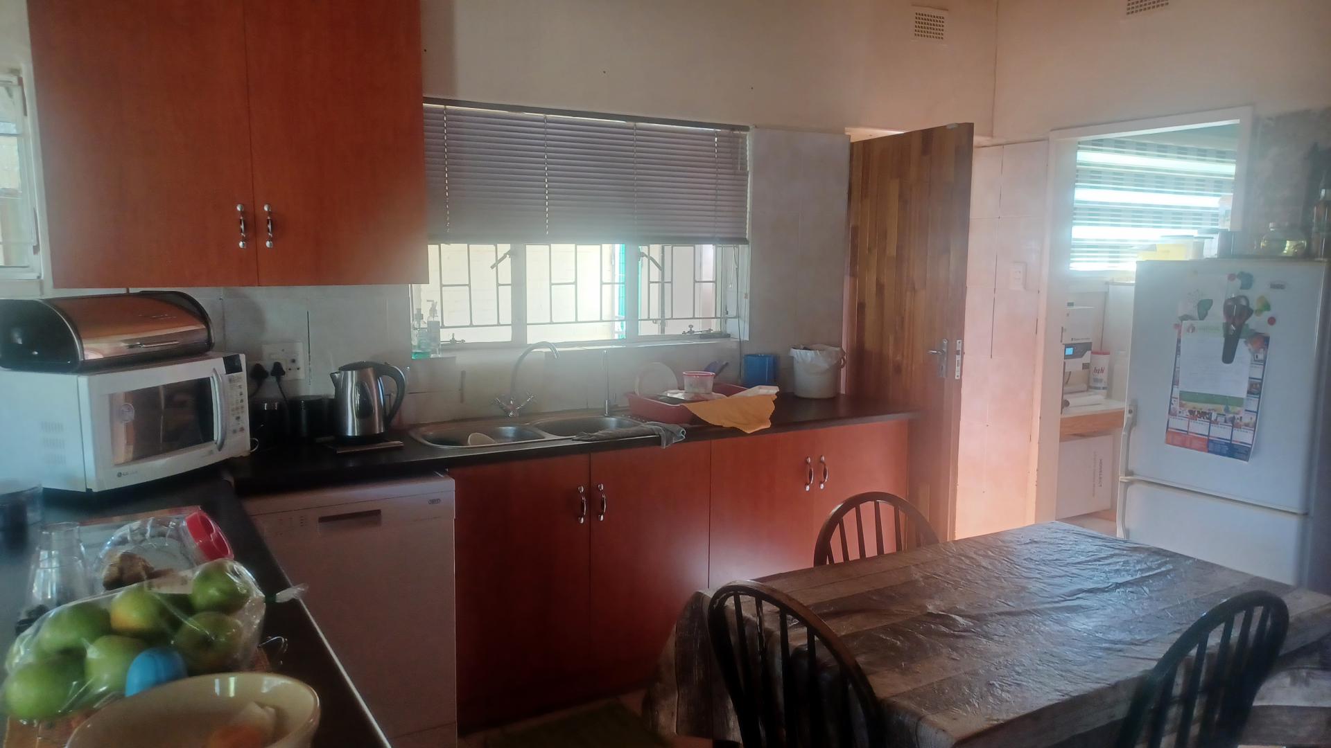  of property in Dagbreek