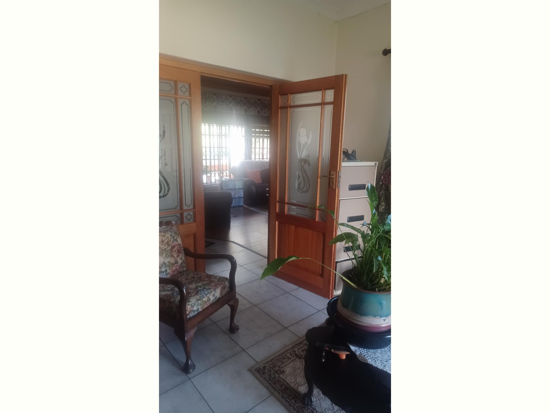  of property in Dagbreek