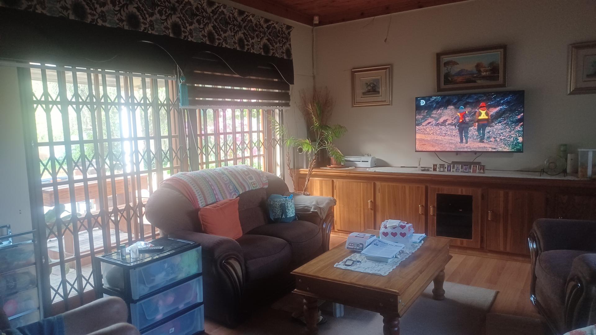  of property in Dagbreek