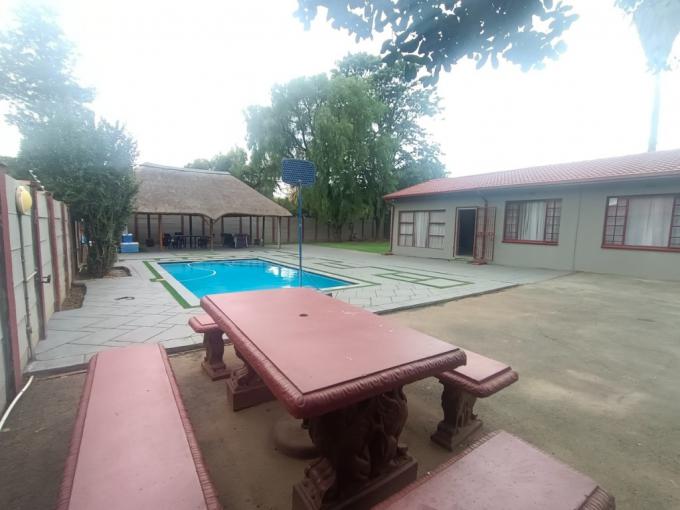 3 Bedroom House for Sale For Sale in Mayberry Park - MR675639