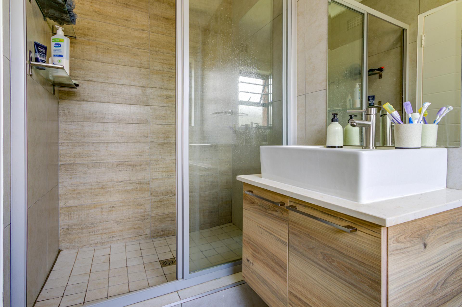 Main Bathroom of property in Witfontein