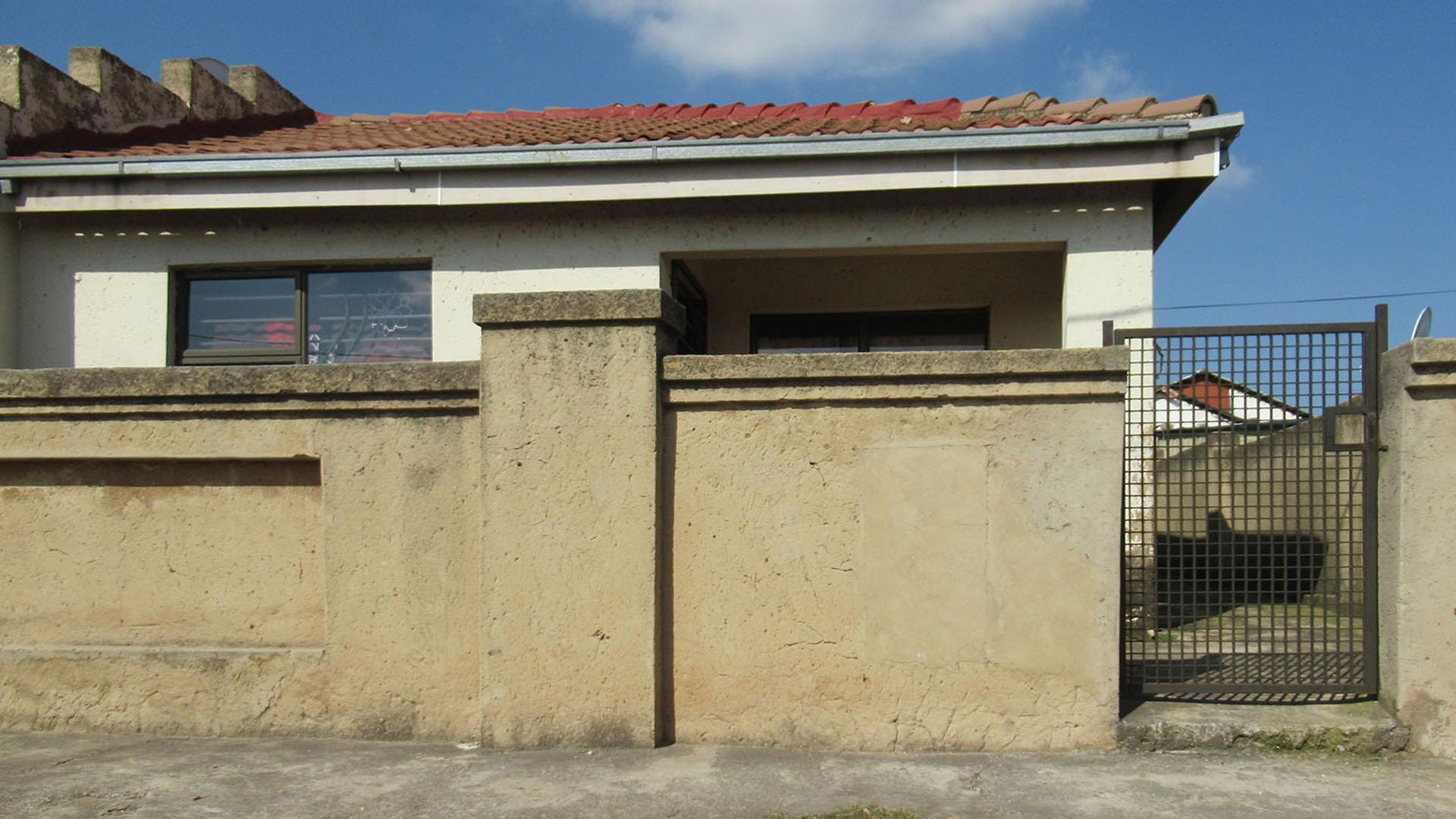 Front View of property in Kagiso