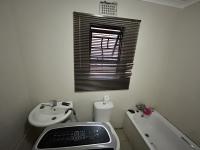 Bathroom 1 of property in Kagiso