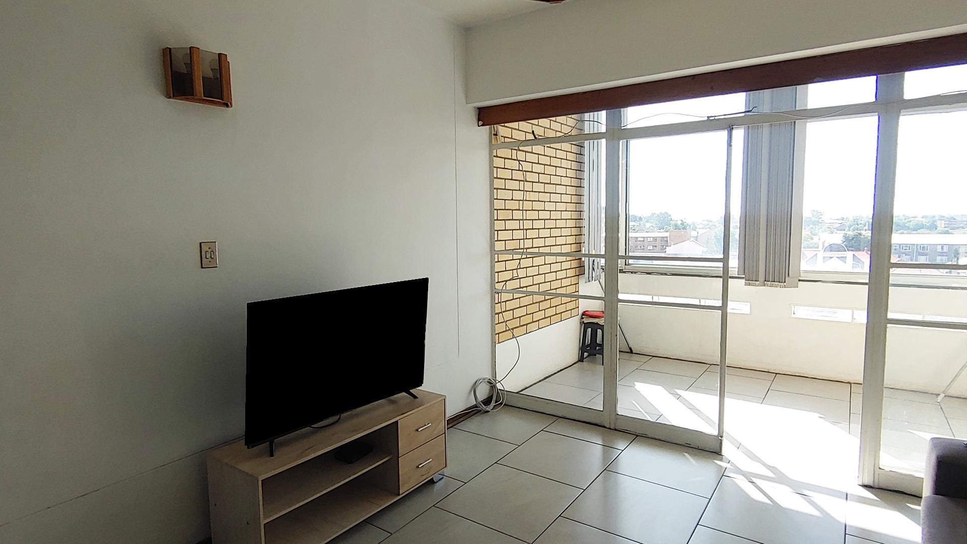 Lounges of property in Kimberley