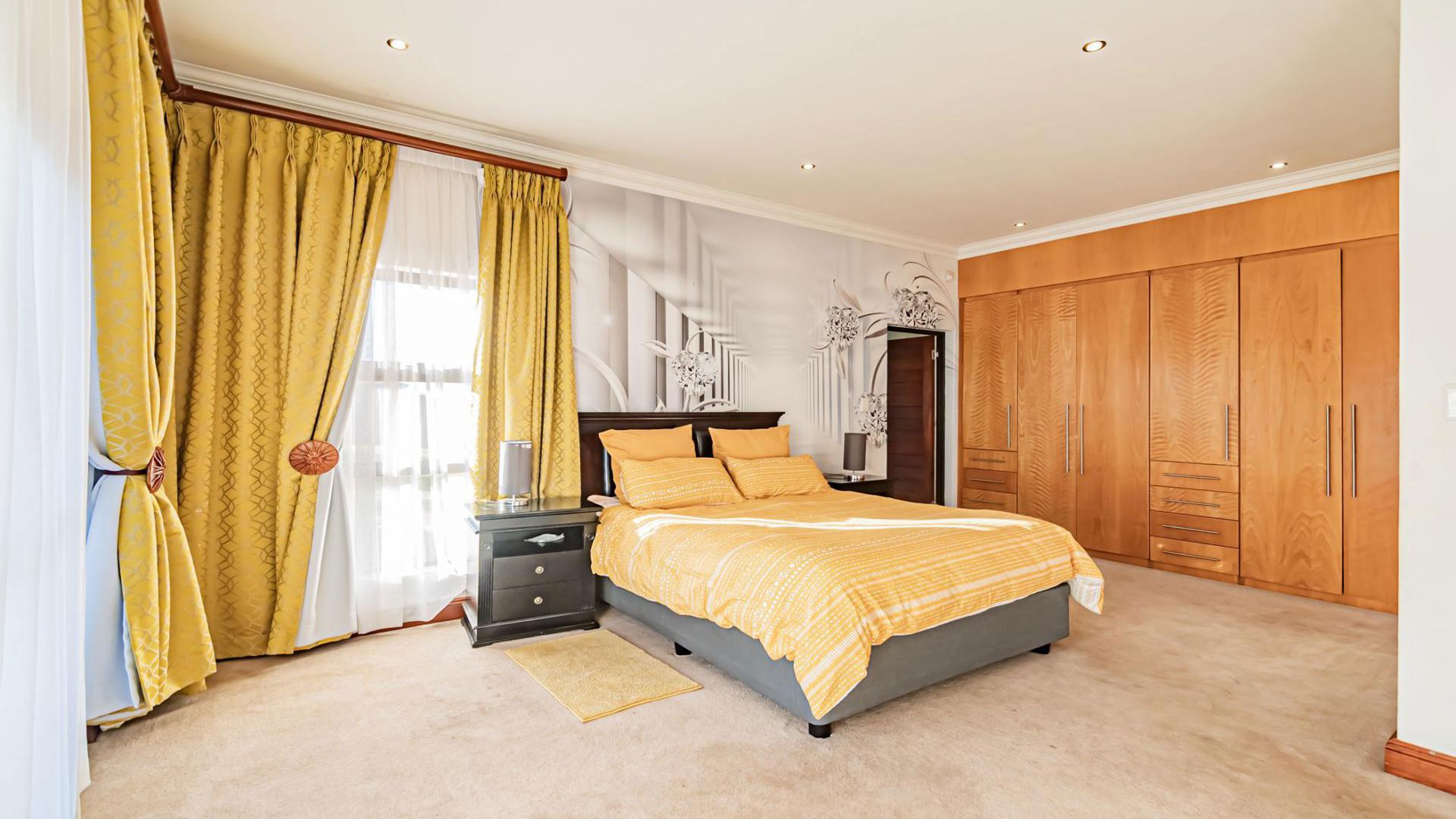 Bed Room 1 - 30 square meters of property in Rietfontein JR