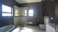Bathroom 3+ - 28 square meters of property in Mooikloof