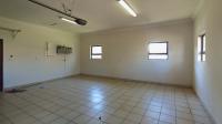 Garage - 124 square meters of property in Mooikloof