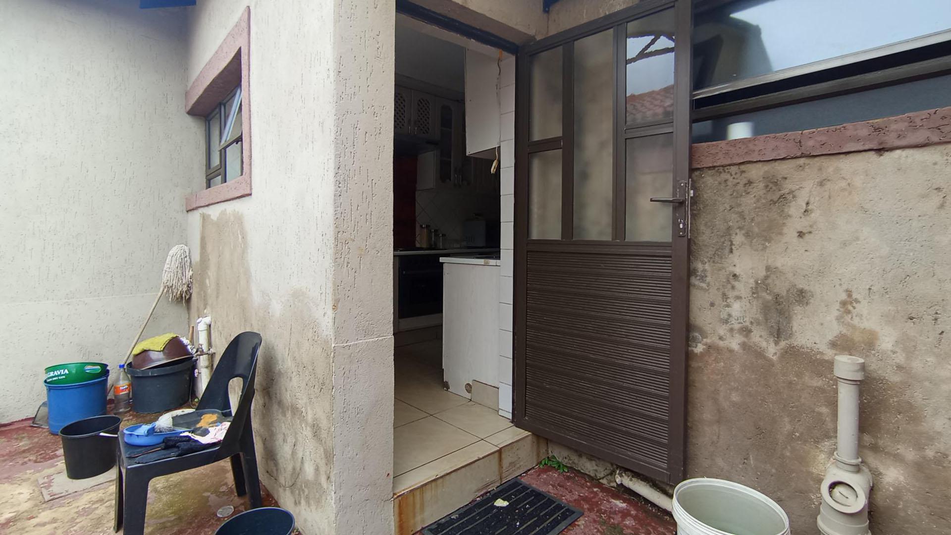 Backyard of property in Akasia