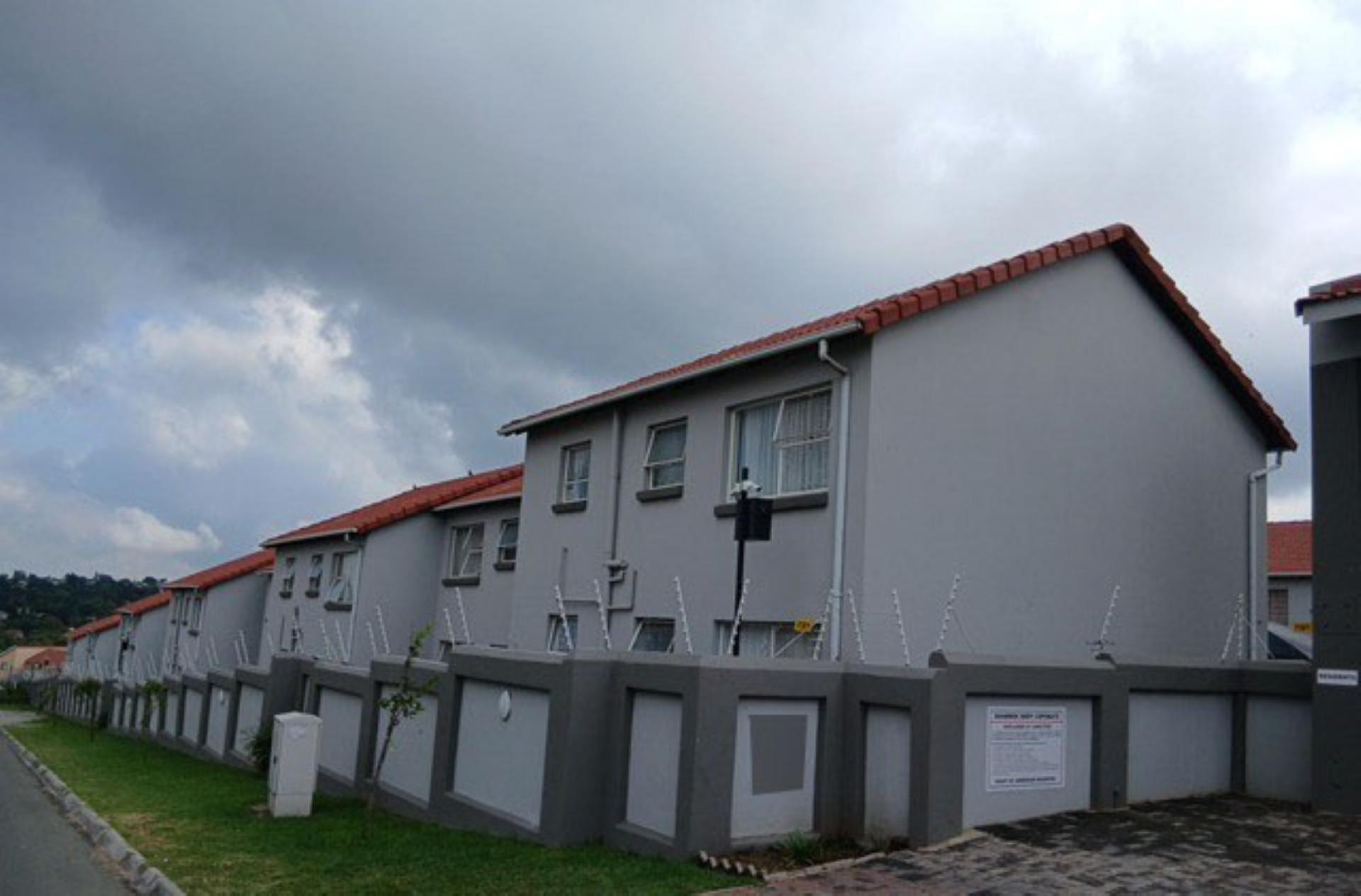 Front View of property in Vorna Valley