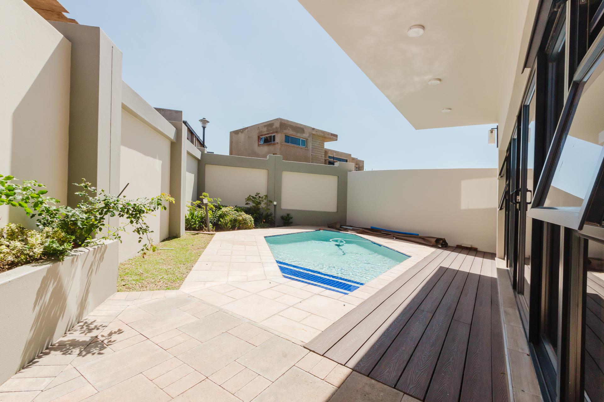  of property in Glen Marais