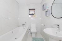  of property in Glen Marais