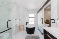  of property in Glen Marais