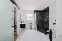 of property in Glen Marais