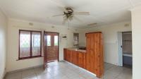 Lounges - 20 square meters of property in Umkomaas