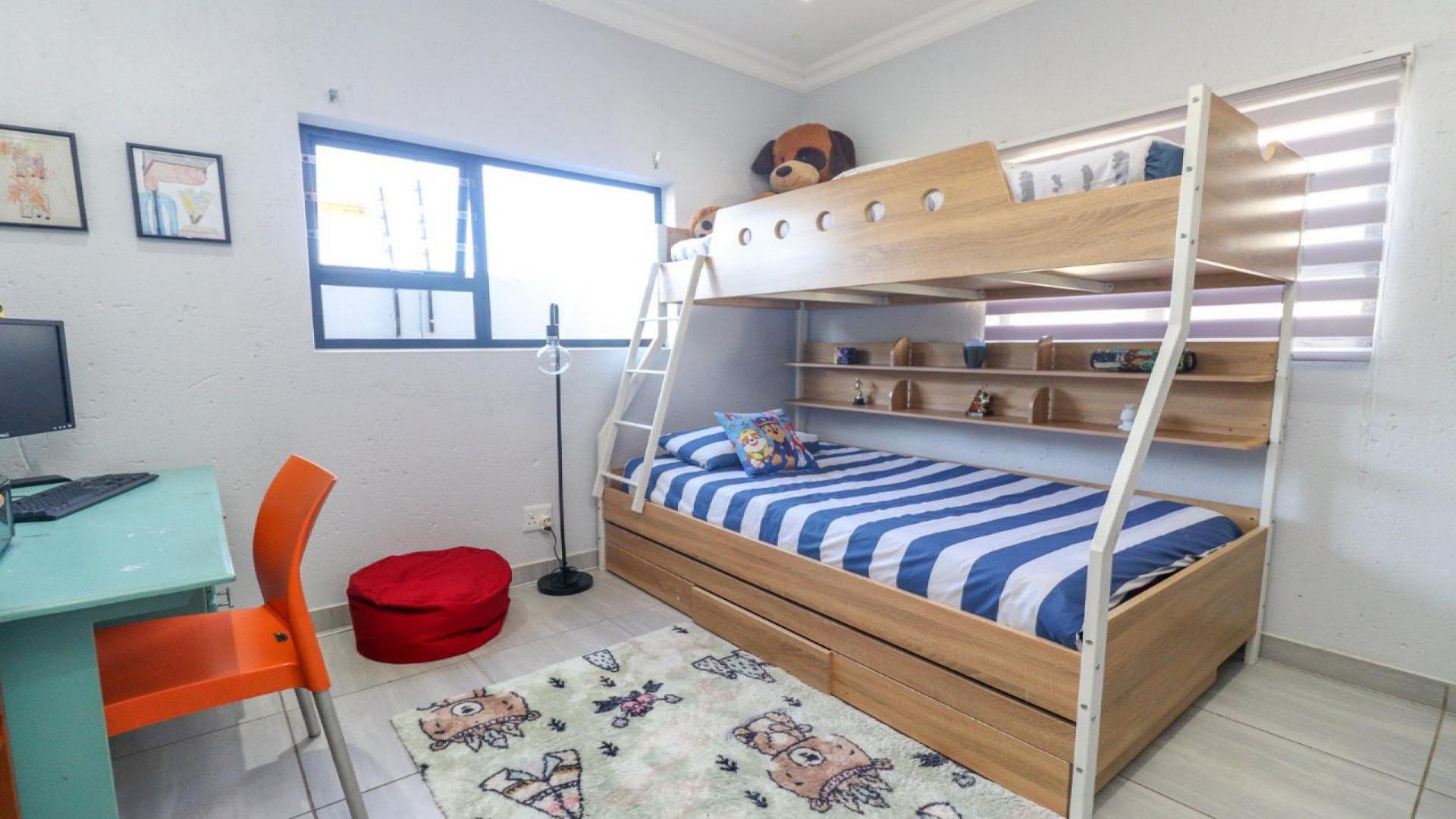 Bed Room 2 of property in Pomona