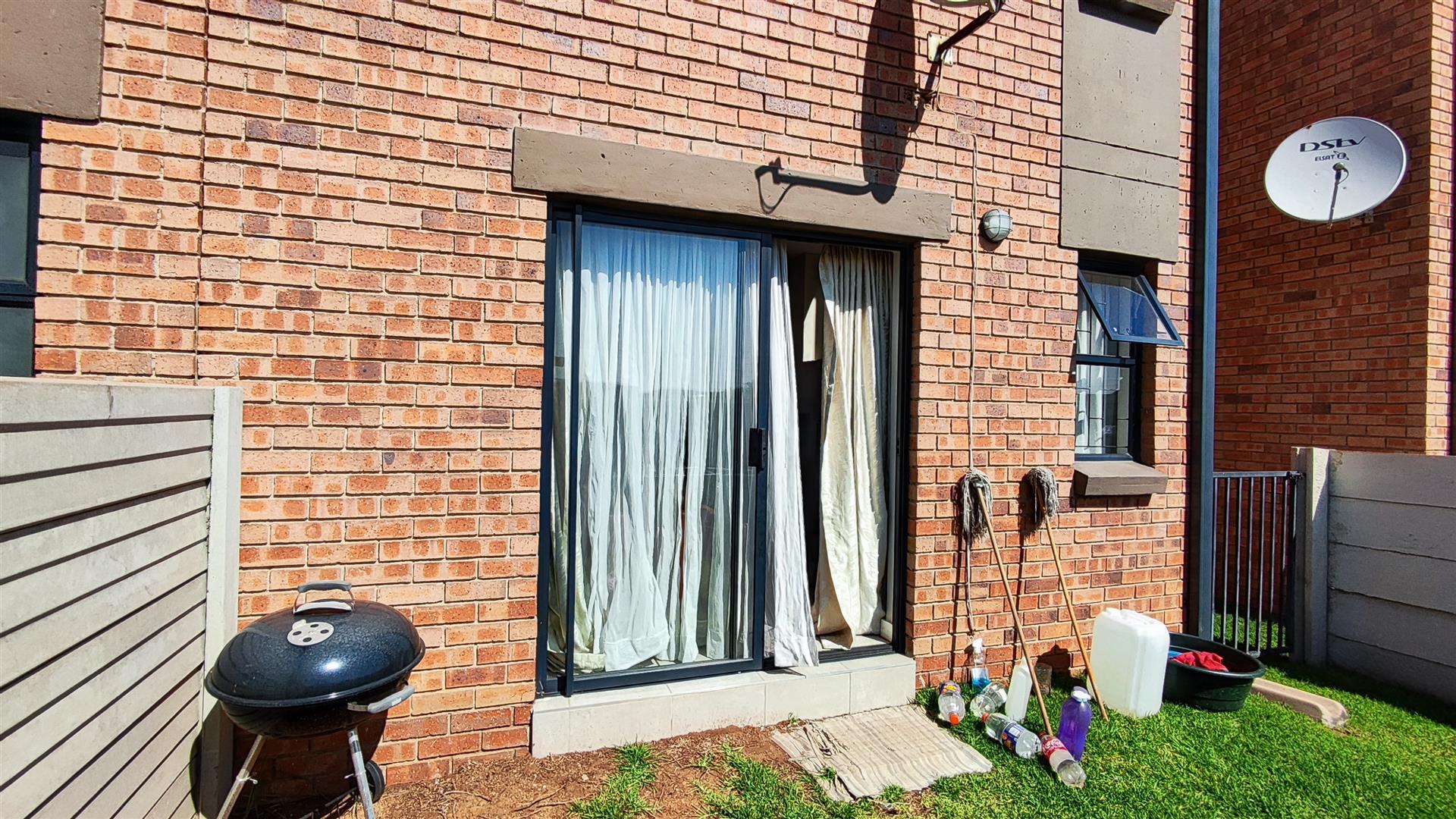 Backyard of property in Albertsdal