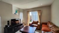 Lounges - 16 square meters of property in Albertsdal