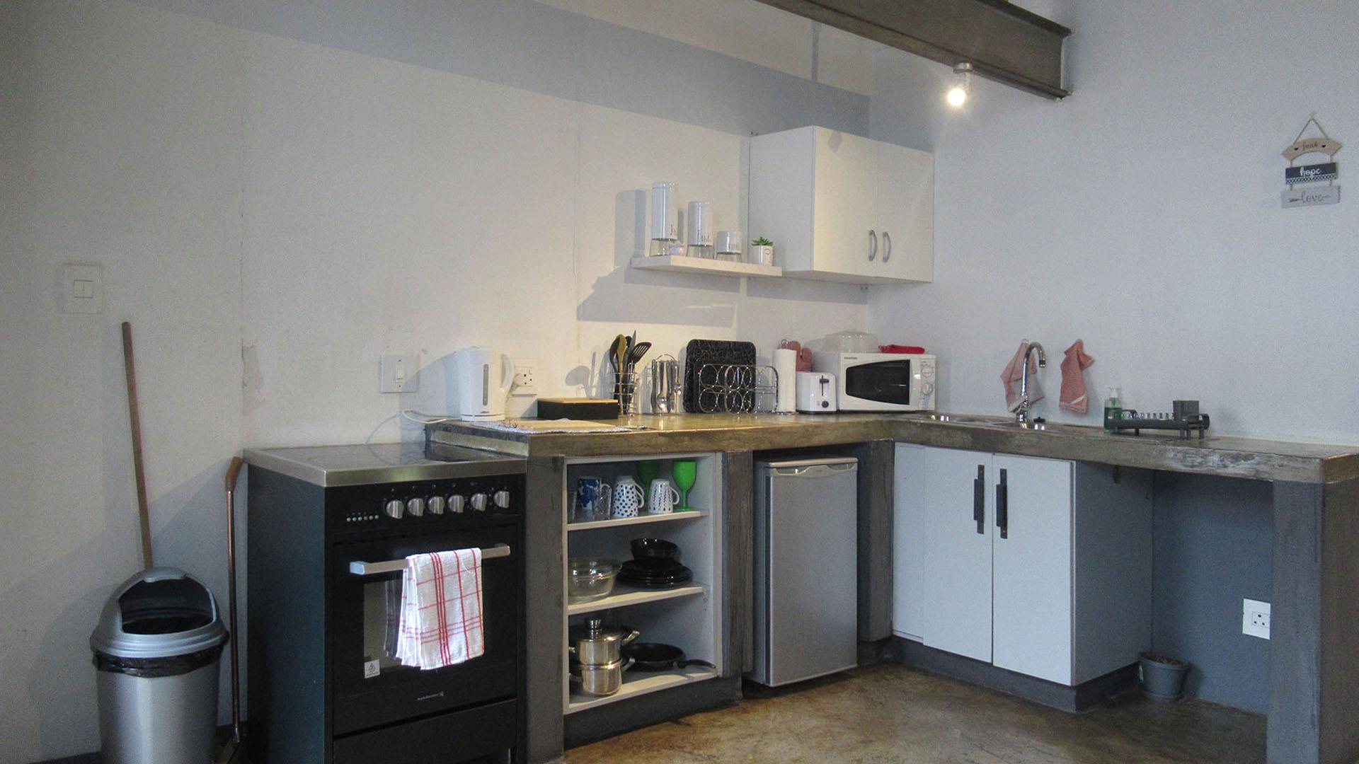 Kitchen - 6 square meters of property in Jeppestown South