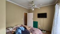 Bed Room 2 - 13 square meters of property in Vanderbijlpark