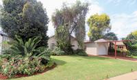 3 Bedroom 2 Bathroom House for Sale for sale in Lenasia South