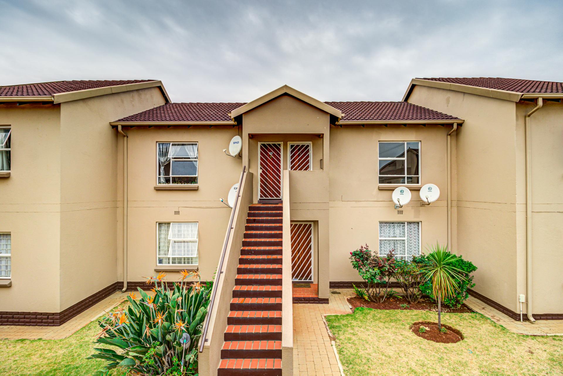  of property in Bonaero Park