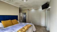 Main Bedroom - 18 square meters of property in Boksburg