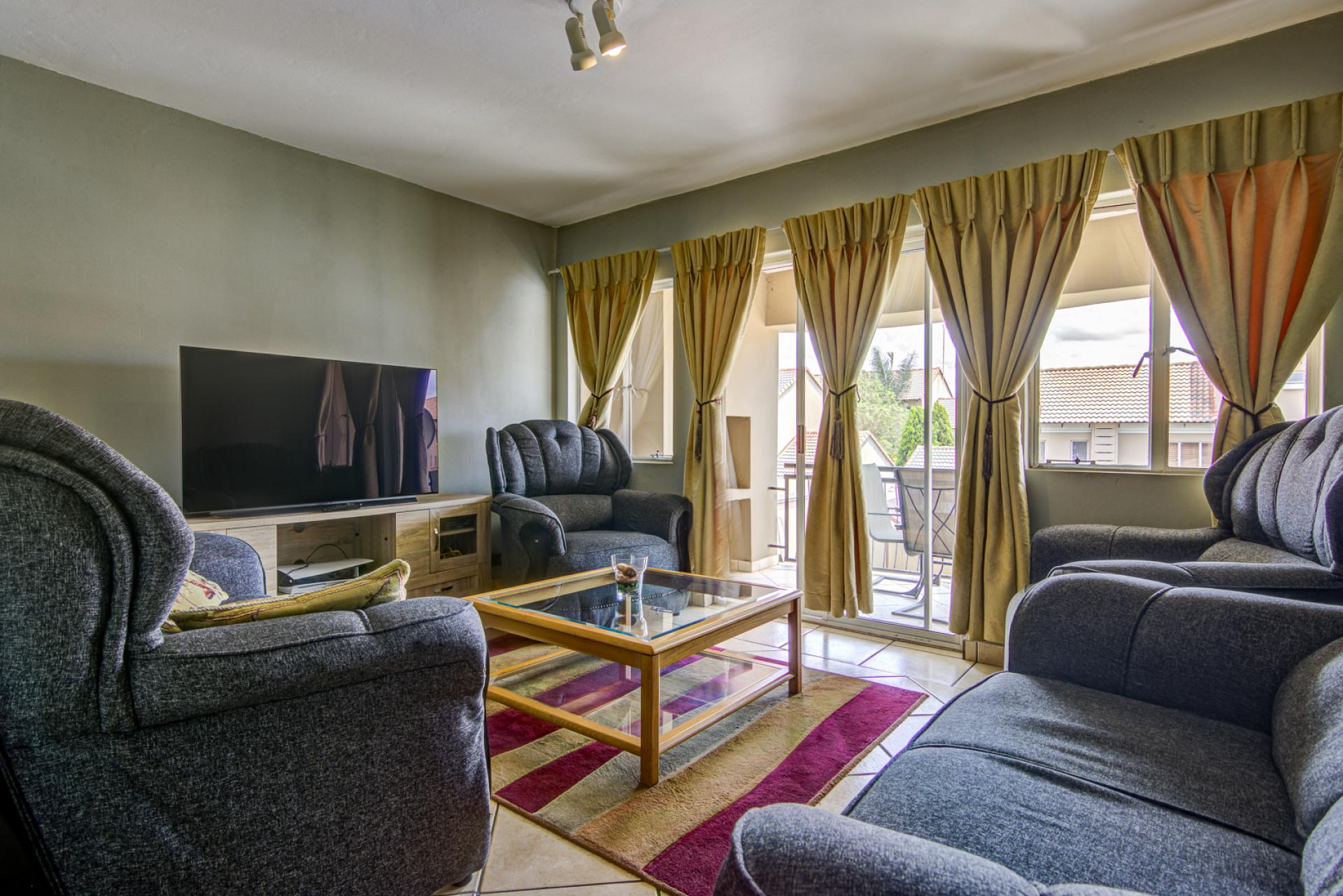  of property in Glen Marais