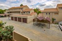  of property in Glen Marais
