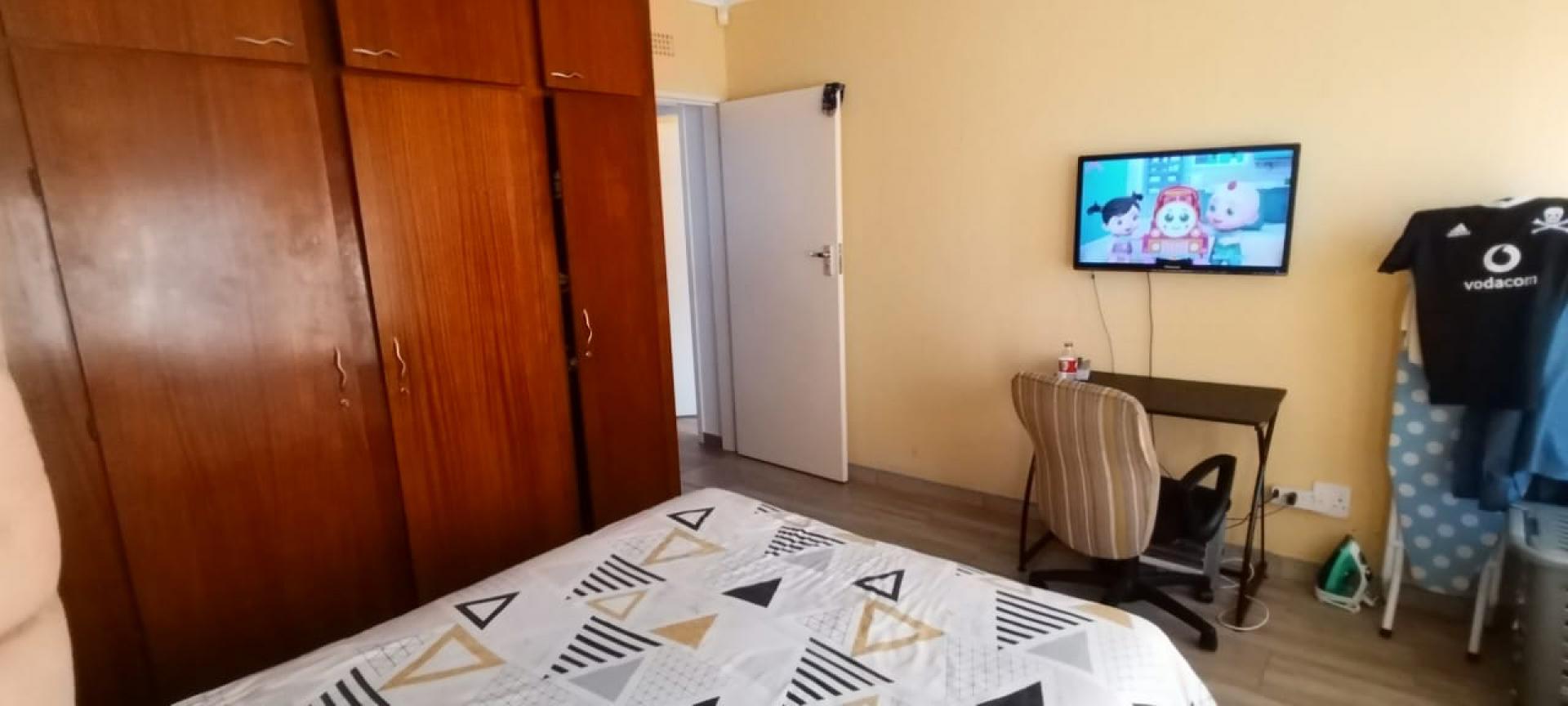  of property in Lindhaven