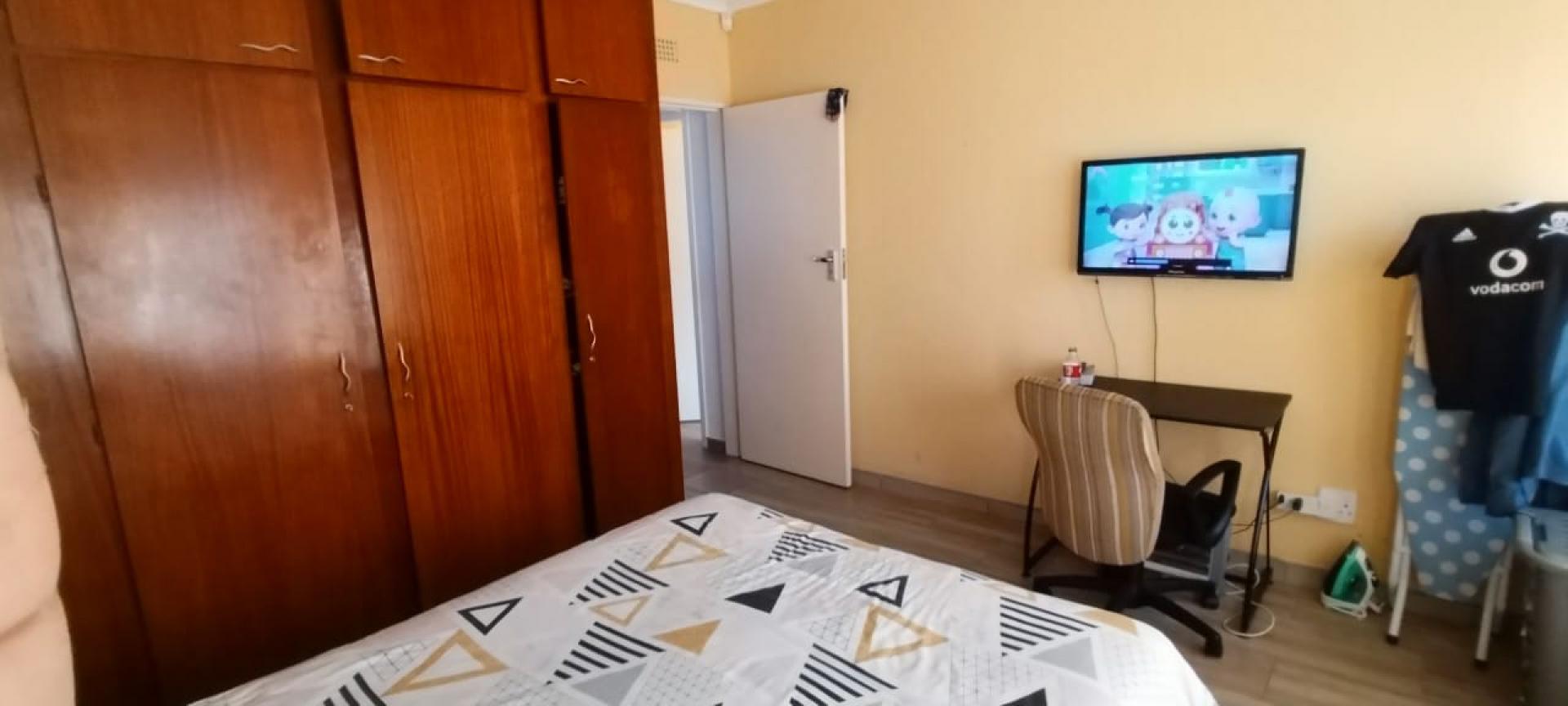  of property in Lindhaven