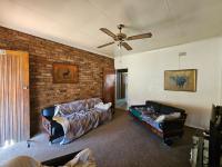  of property in La Hoff
