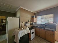  of property in La Hoff