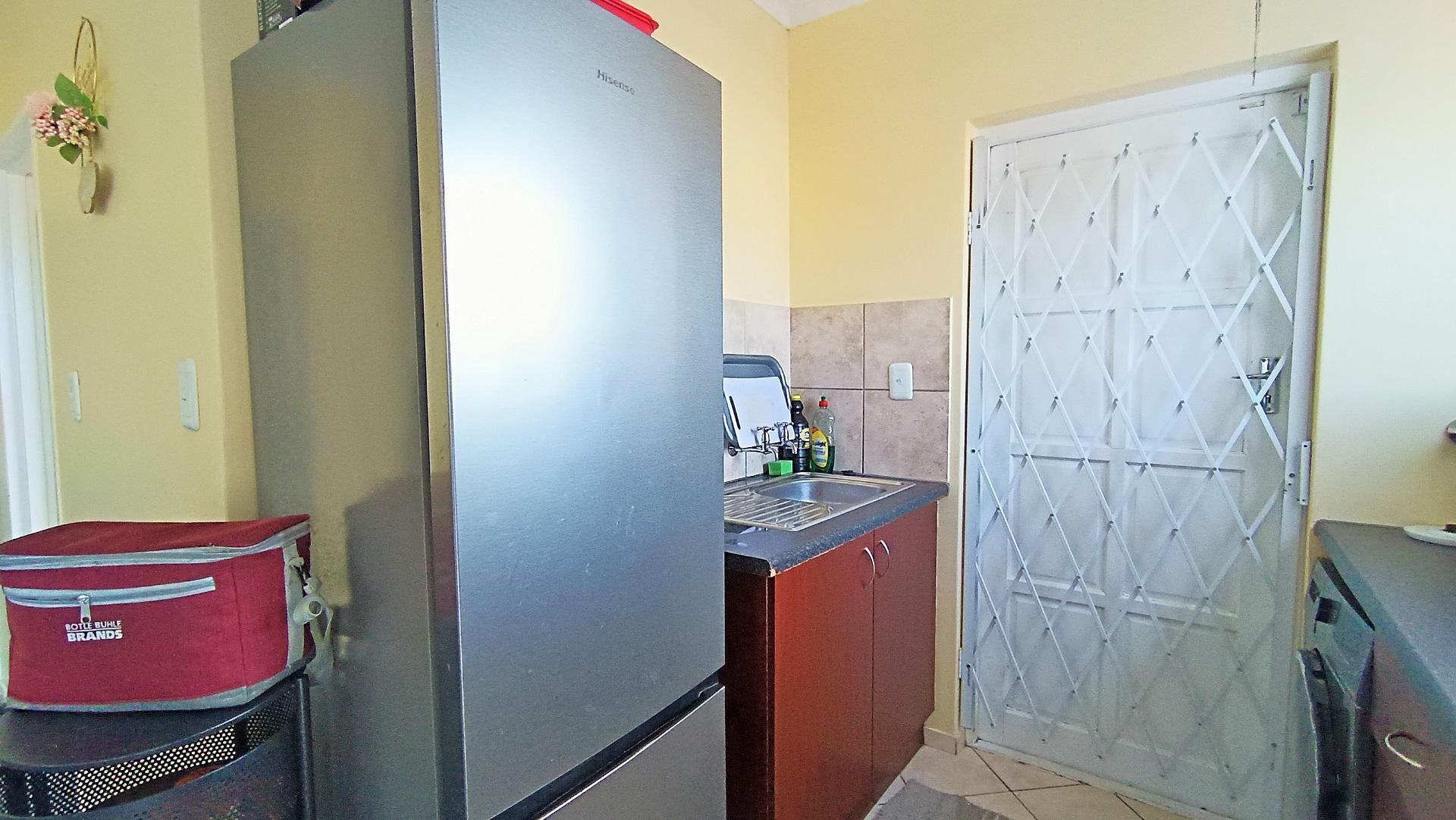 Kitchen - 5 square meters of property in Blue Downs