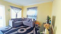 Lounges - 15 square meters of property in Blue Downs
