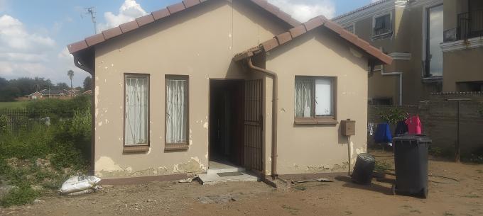 2 Bedroom House for Sale For Sale in Norkem park - MR675802